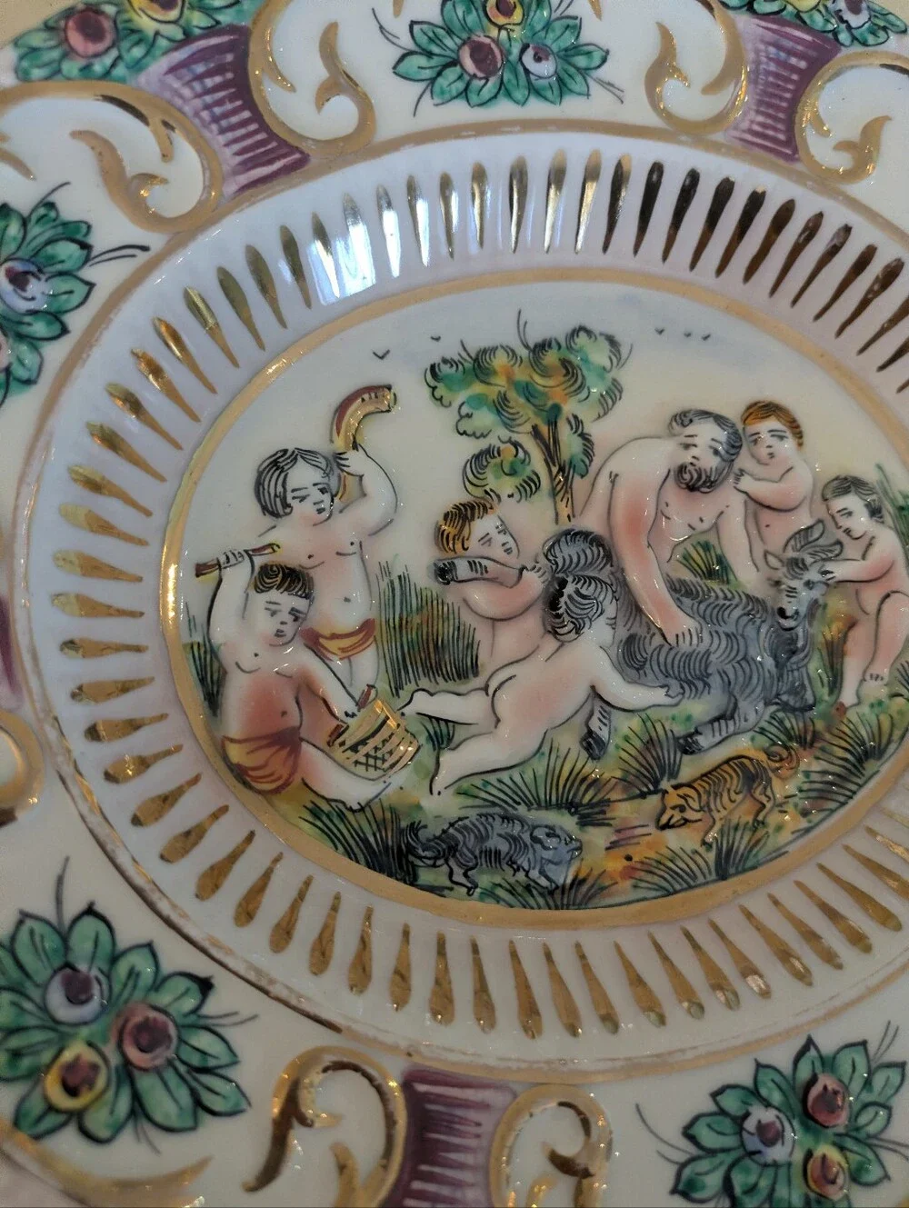 Antique Italian Capodimonte Decorative Hanging Bowl